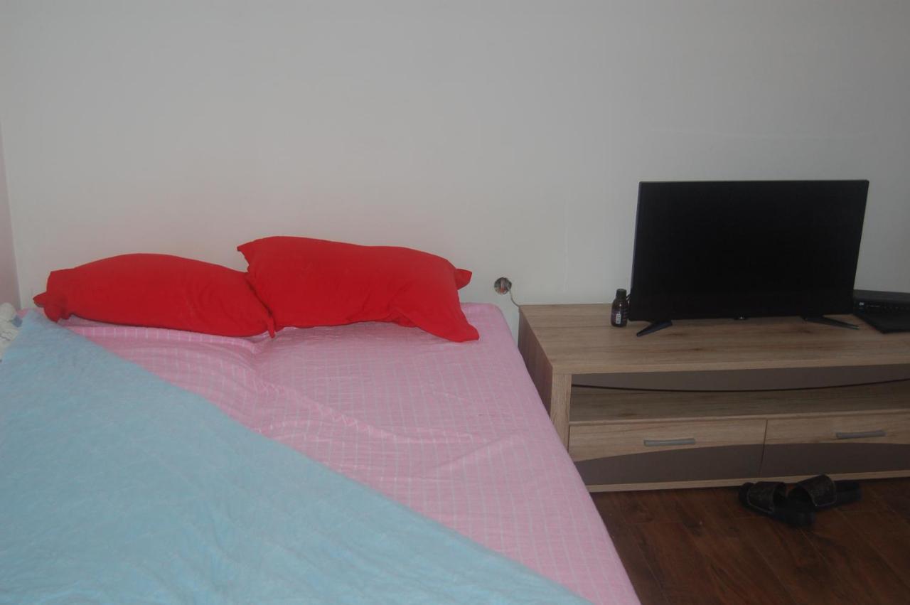 Apartmani Marios Nisz Zewnętrze zdjęcie